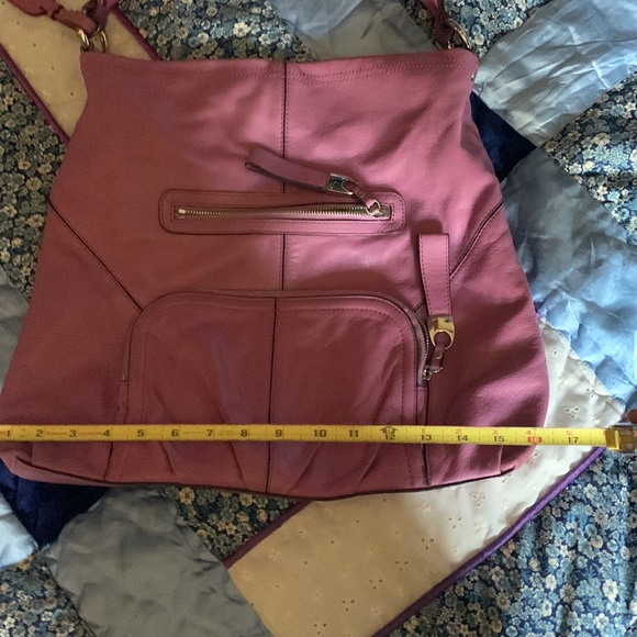 B.MAKOWSKY SOFT MAGENTA LEATHER PURSE - Picture 10 of 12